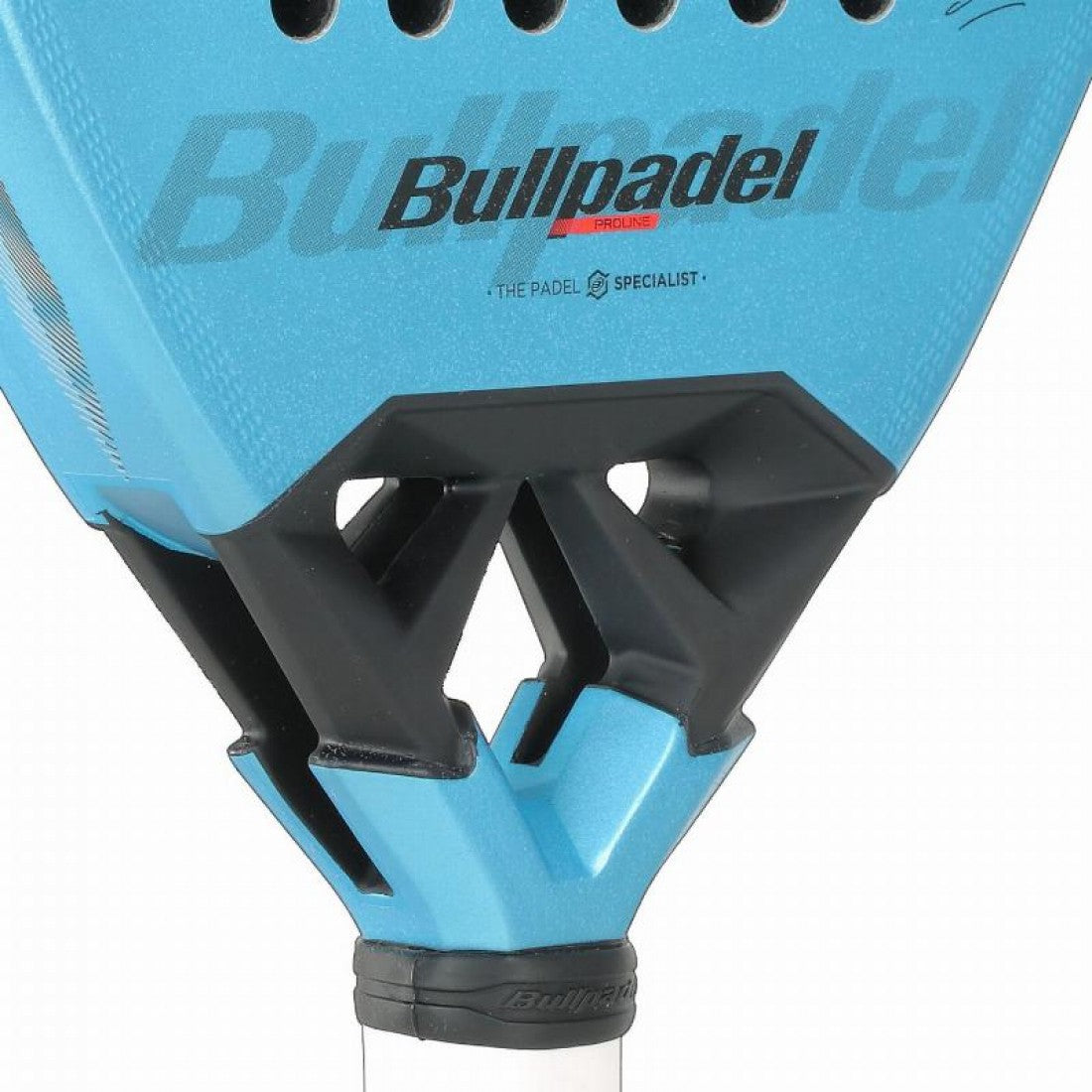 BULLPADEL VERTEX 05 MUJER 2026 - DELFI BREA